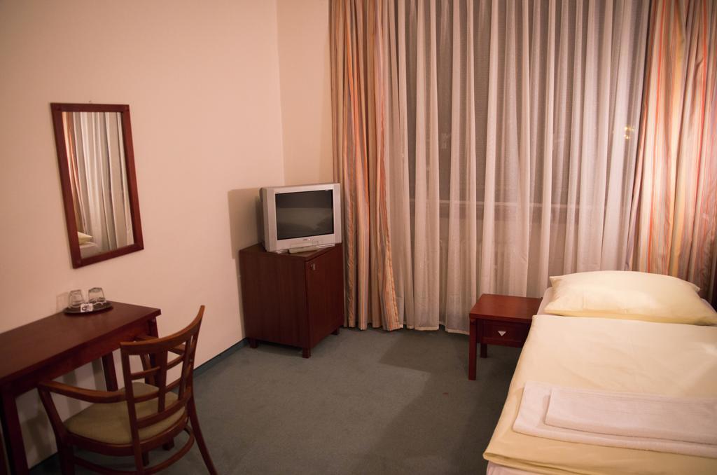 Hotel Bothe Povazska Bystrica Quarto foto